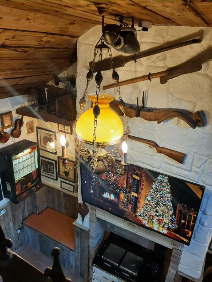 Nellie'S Farmhouse Карлингфорд Экстерьер фото